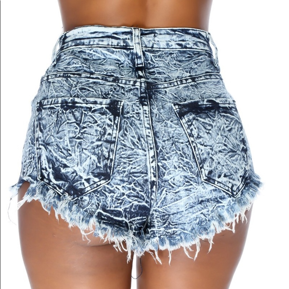 High Waisted Acid Wash Jean shorts